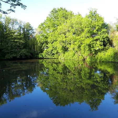 Ferienhaeuschen Nordwolle - Zentral, Guenstig, Gruen