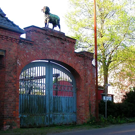 Ferienhaeuschen Nordwolle - Zentral, Guenstig, Gruen Апартаменты Дельменхорст