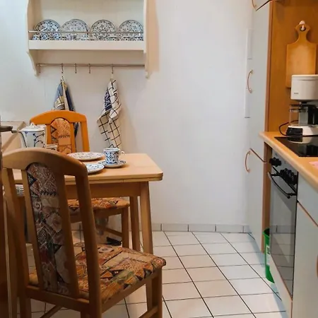Апартаменты Ferienhaeuschen Nordwolle - Zentral, Guenstig, Gruen